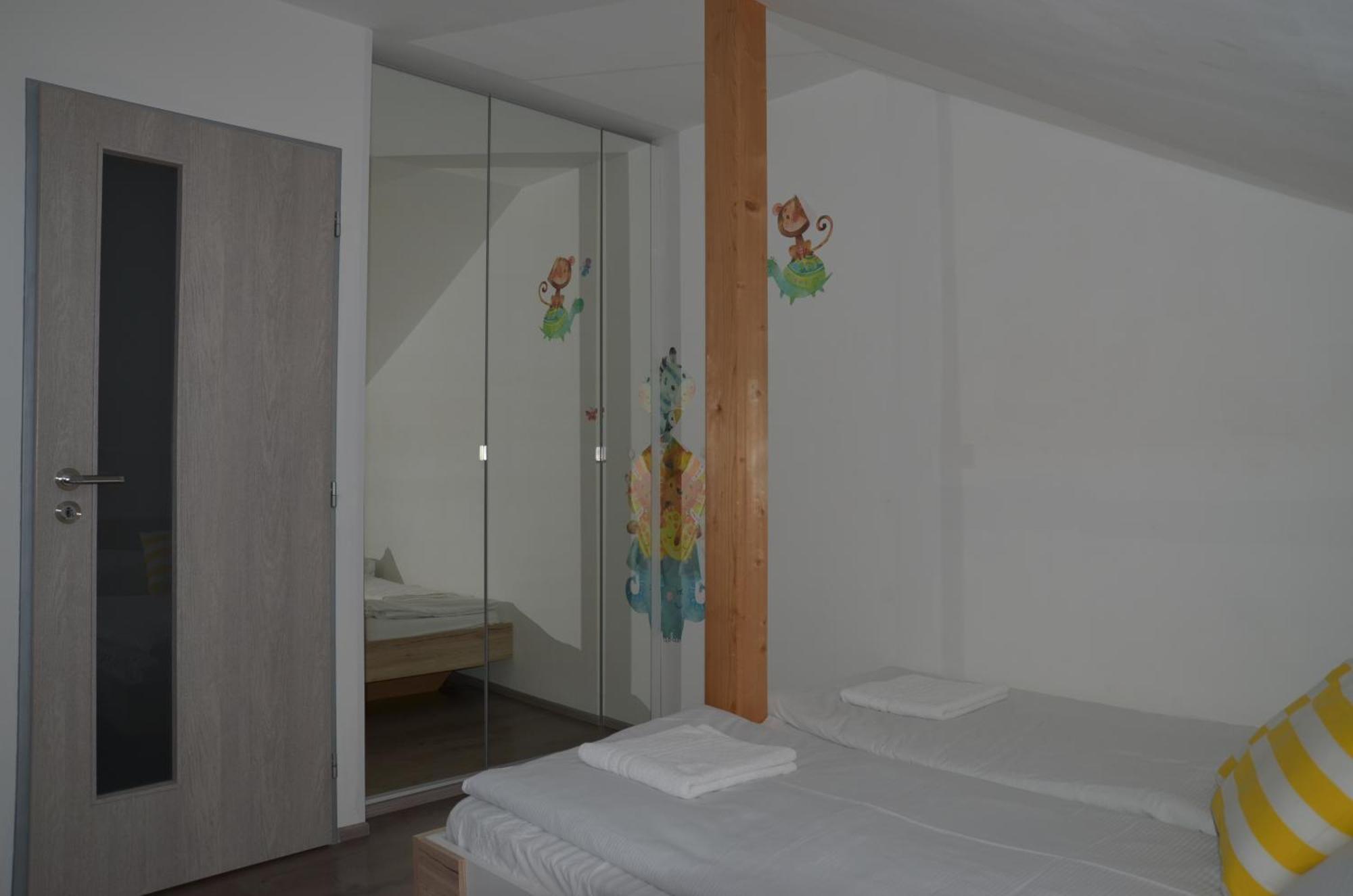 Apartmany Marco Polo Ледніце Екстер'єр фото